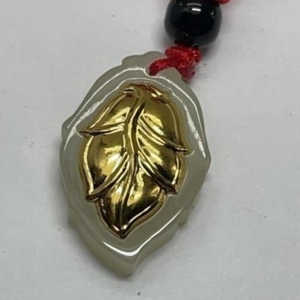Gold Leaf Jade Pendant Necklace Asian NwT